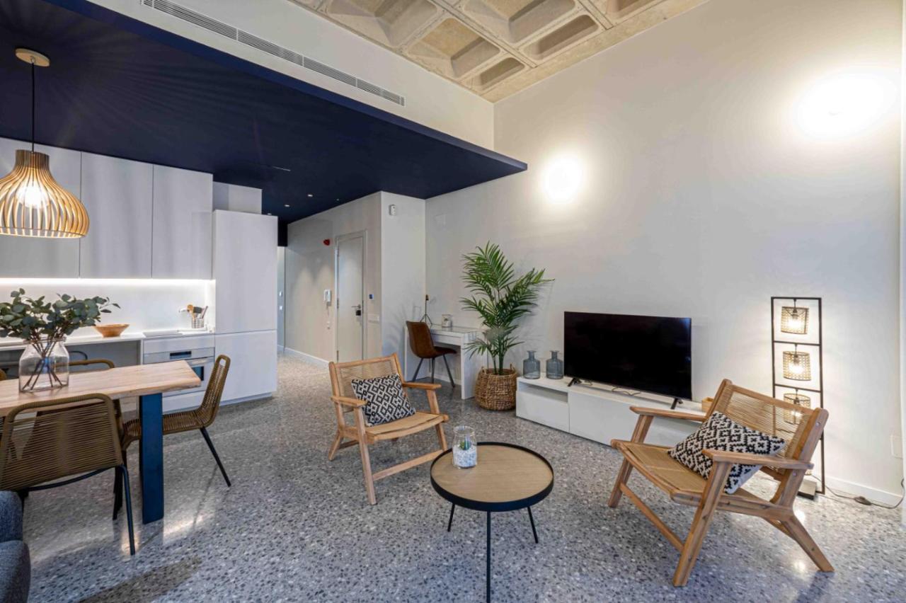 Barcelona Touch Apartments - Rosich L'Hospitalet de Llobregat Bagian luar foto