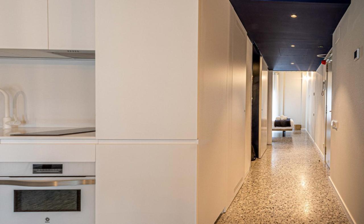 Barcelona Touch Apartments - Rosich L'Hospitalet de Llobregat Bagian luar foto