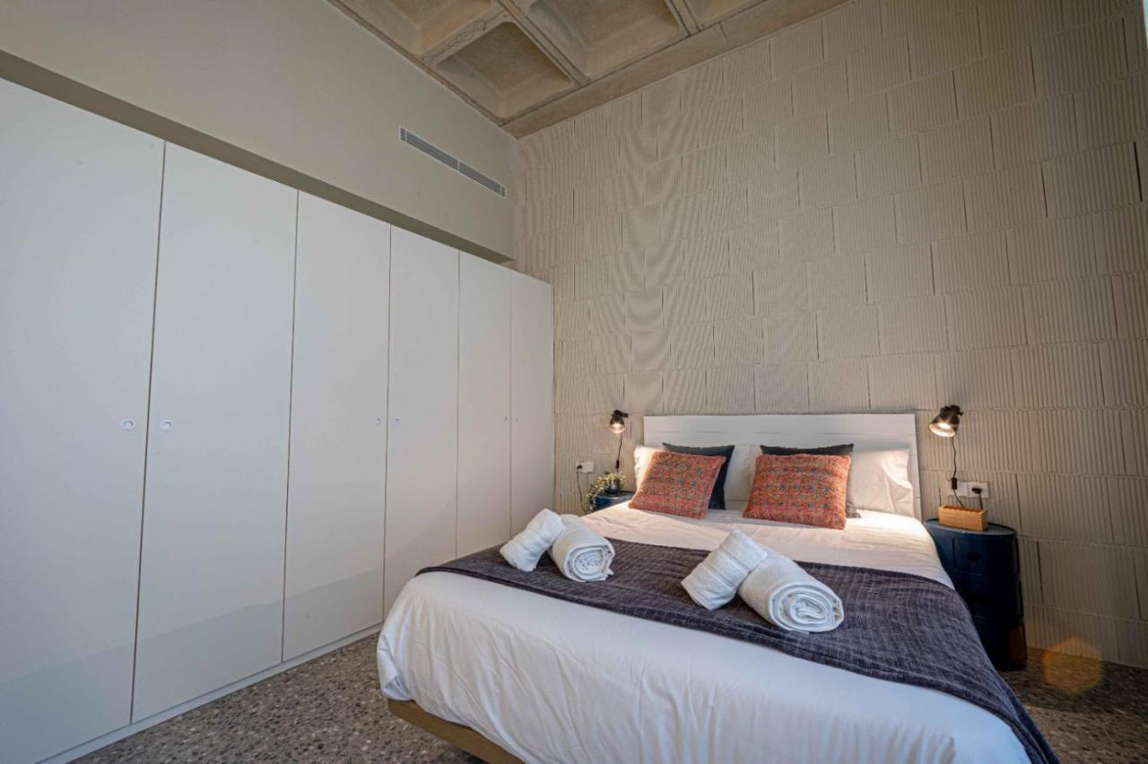 Barcelona Touch Apartments - Rosich L'Hospitalet de Llobregat Bagian luar foto